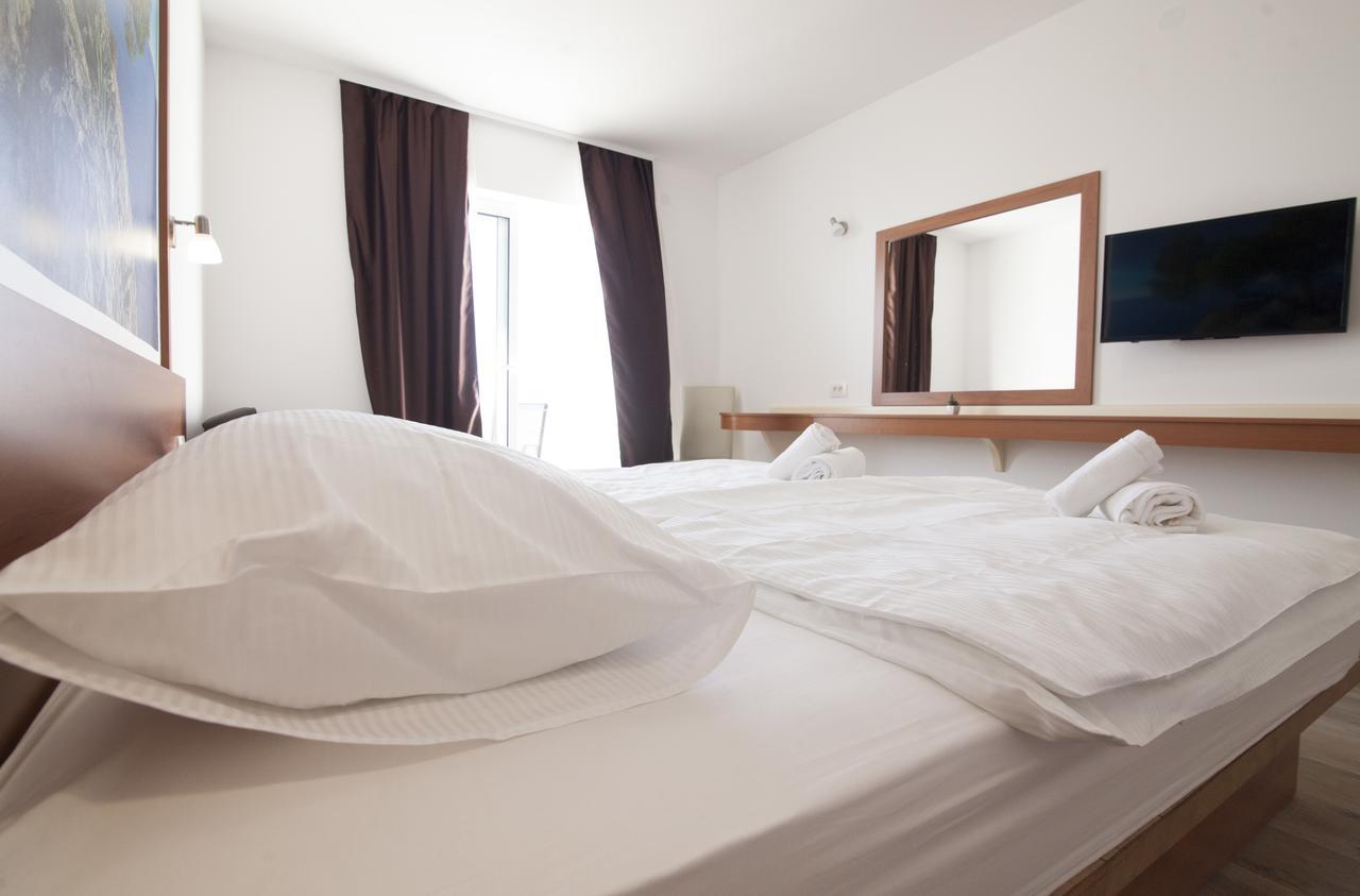 Villa Amorena - Adults Only Μπολ Εξωτερικό φωτογραφία